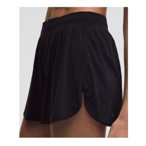 Lululemon Sleek High-Rise Running Short 1.5"